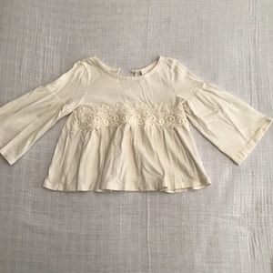BabyGap Bell sleeve top, Ivory, Size 3T